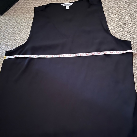 V neck woken blouse - Picture 2 of 2